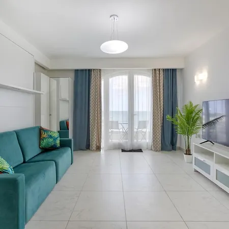 Apartment Seafront, Studio With Private Seaview Terrace By 360 Estates *