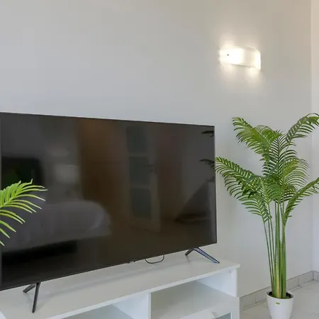 Seafront, Studio With Private Seaview Terrace By 360 Estates *